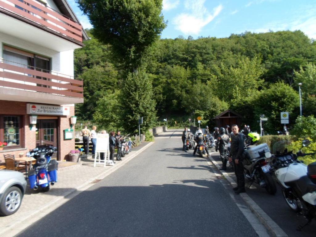 Bed&Breakfast Eifelpension Brueckenschenke Fuchshofen Extérieur photo