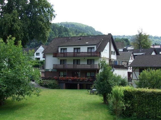 Bed&Breakfast Eifelpension Brueckenschenke Fuchshofen Extérieur photo
